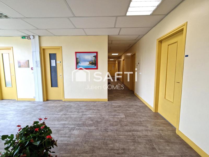 Bureau - 2 000 m² - 40 pièces