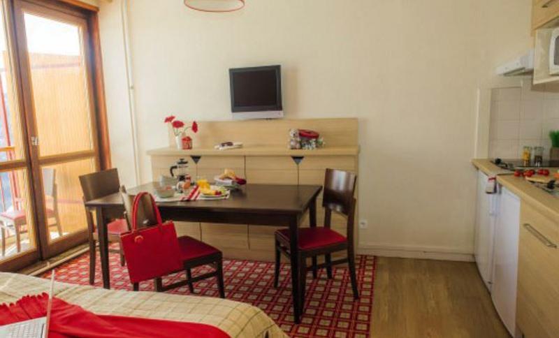 Appartement ancien - 32 m² - 2 pièces