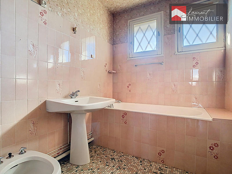 Maison - 98 m² - 4 pièces