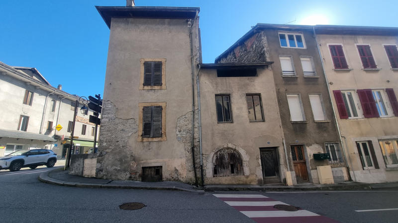 Maison de village - 100 m² - 5 pièces