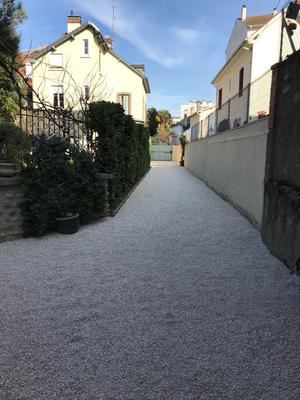 Maison de ville - 260 m² - 8 pièces