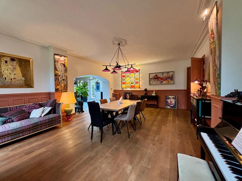 Manoir - 370 m² - 7 pièces