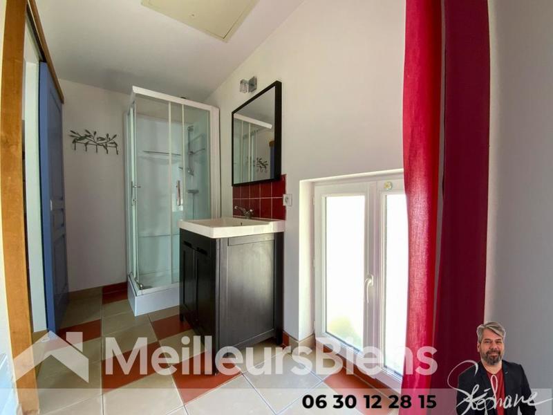 Maison - 220 m² - 9 pièces