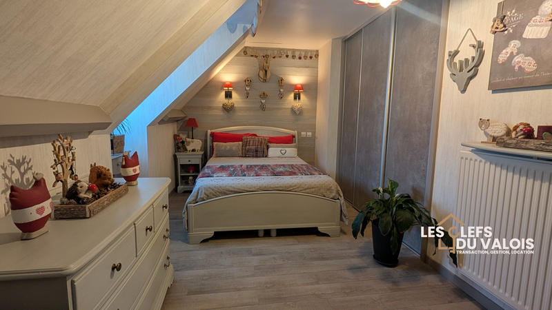 Maison - 98 m² - 4 pièces