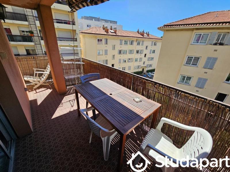 Appartement - 50 m² - 2 pièces