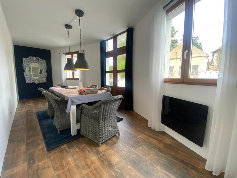 Maison - 176 m² - 10 pièces