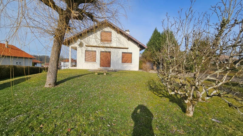 Maison - 99 m² - 5 pièces