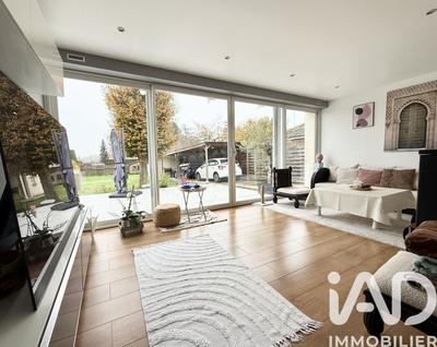 Maison - 77 m² - 5 pièces