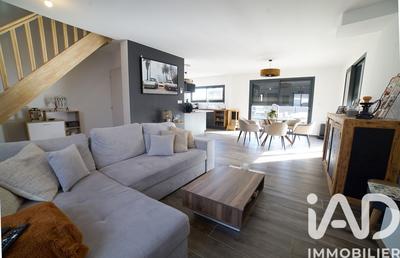 Maison - 101 m² - 4 pièces