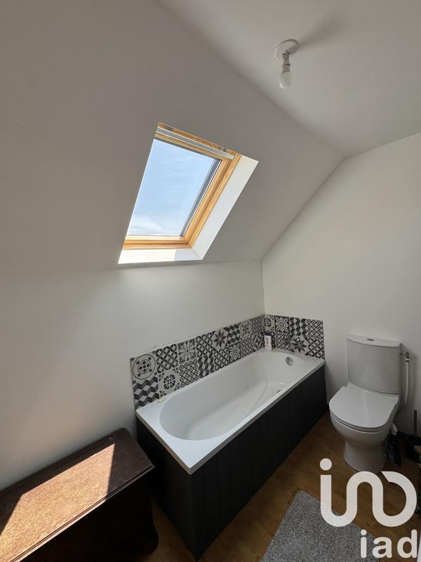 Maison - 93 m² - 4 pièces