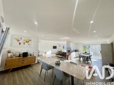 Maison - 160 m² - 6 pièces