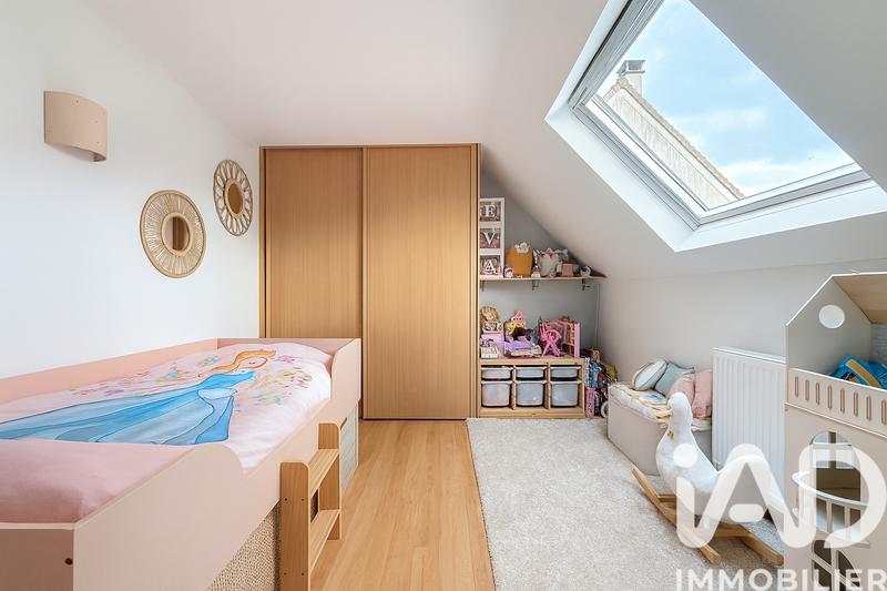 Maison - 143 m² - 7 pièces