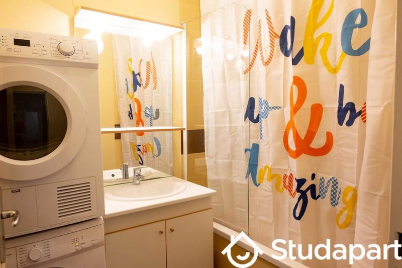 Chambre - 12 m² - 1 pièce