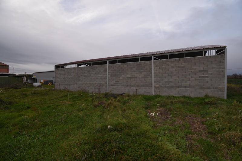 Local d'activités - 200 m²