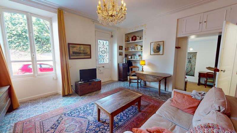 Maison - 191 m² - 7 pièces