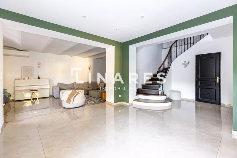 Maison - 149 m² - 4 pièces