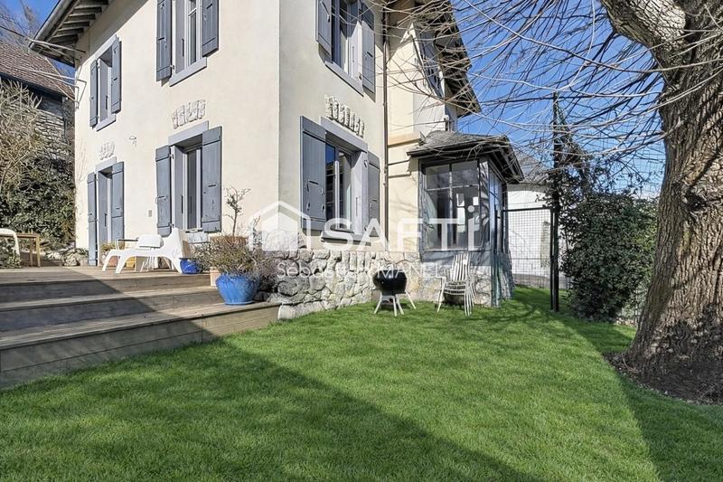 Maison - 160 m² - 6 pièces