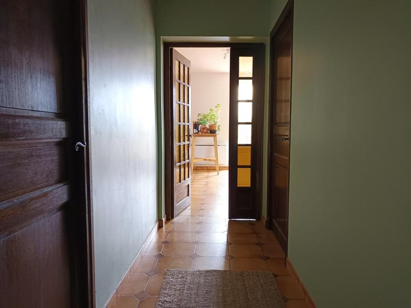 Propriété - 330 m² - 14 pièces