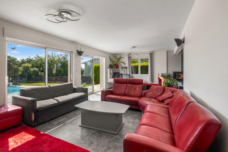 Maison - 156 m² - 7 pièces