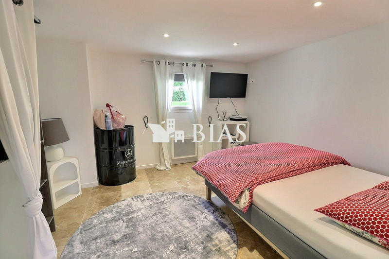 Maison - 160 m² - 7 pièces