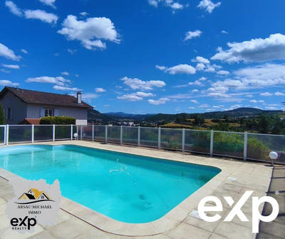 Maison - 259 m² - 7 pièces