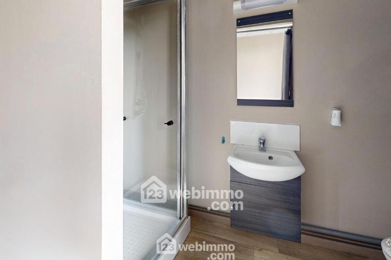 Appartement - 137 m² - 8 pièces