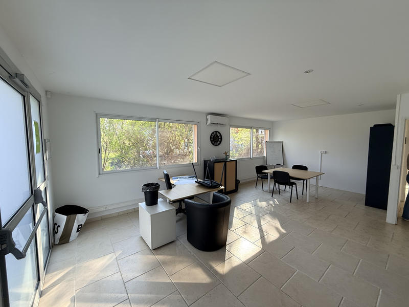 Bureau - 27 m²