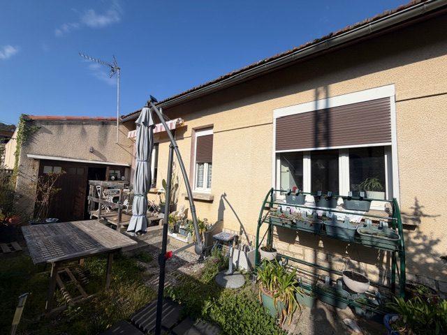 Maison - 110 m² - 6 pièces