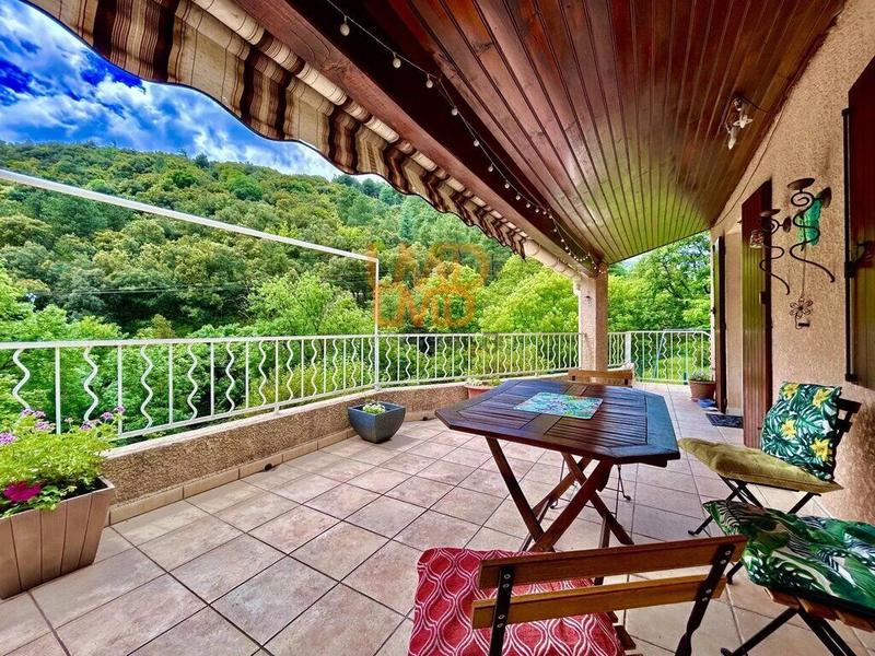 Maison - 146 m² - 6 pièces