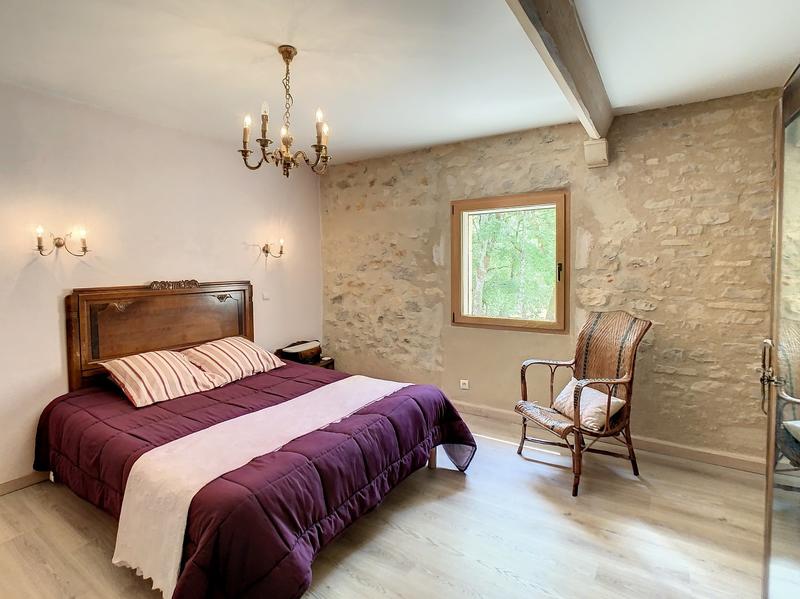 Maison - 200 m² - 6 pièces