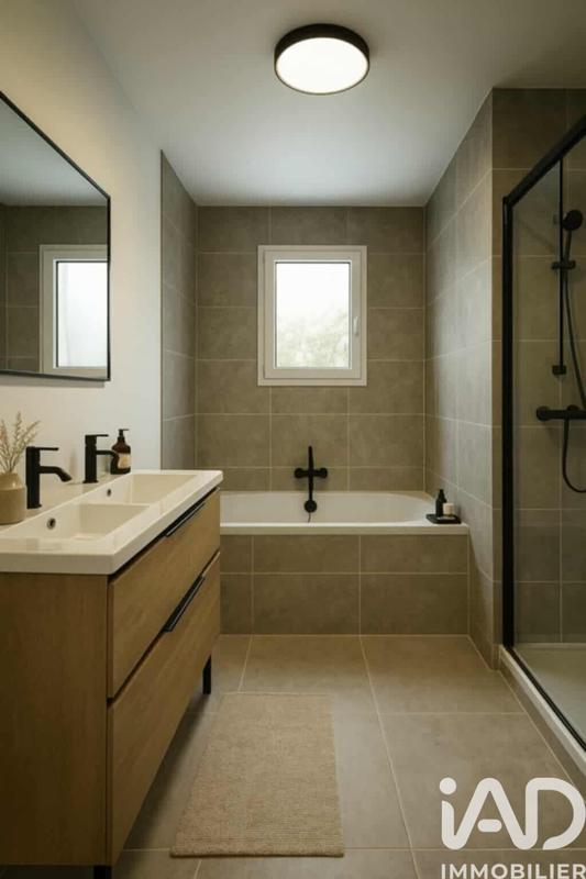 Maison - 107 m² - 6 pièces