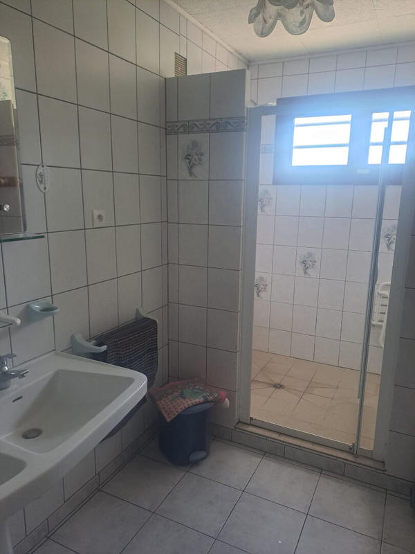 Maison - 147 m² - 6 pièces