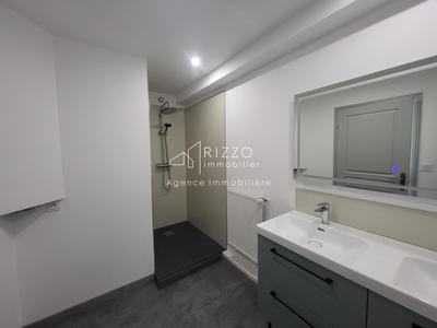 Appartement - 95 m² - 4 pièces