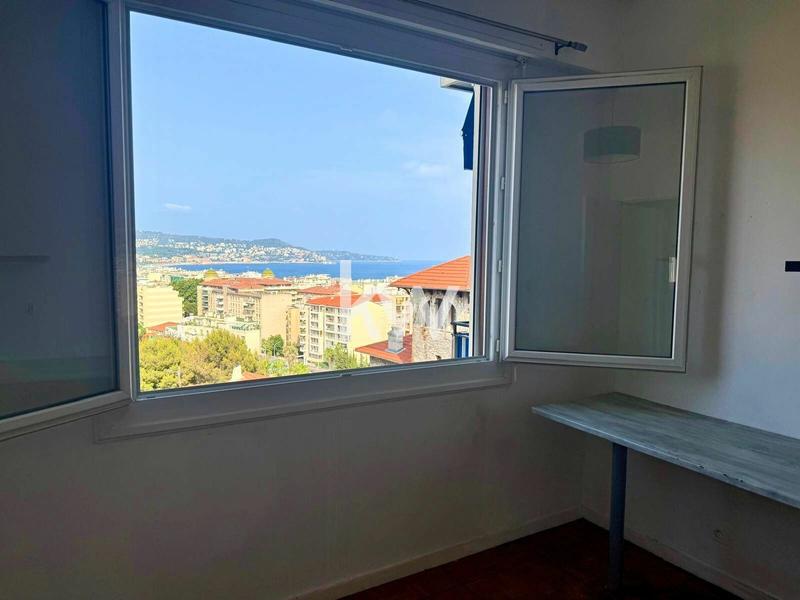 Appartement - 87 m² - 4 pièces