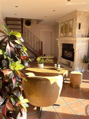 Maison - 180 m² - 7 pièces