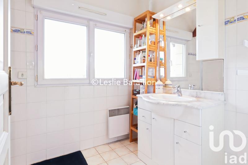 Maison - 167 m² - 8 pièces