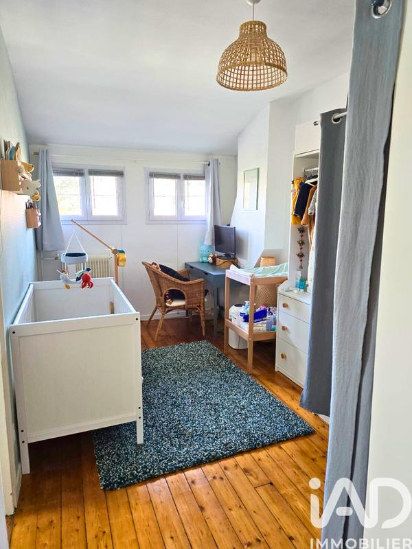 Maison - 90 m² - 5 pièces