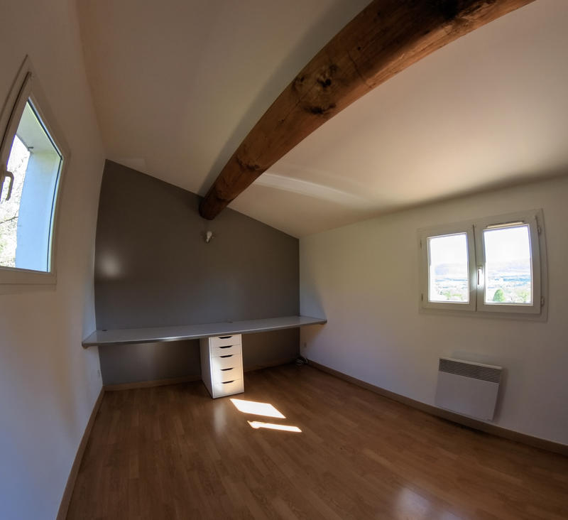 Maison - 104 m² - 5 pièces