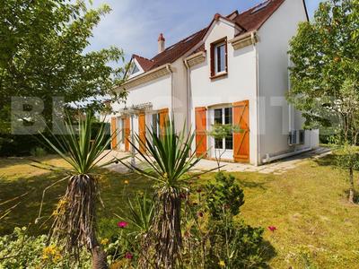 Maison - 160 m² - 5 pièces