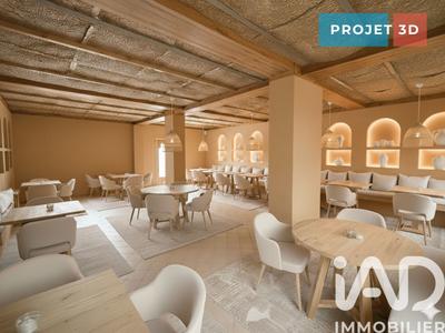 Maison - 350 m² - 5 pièces