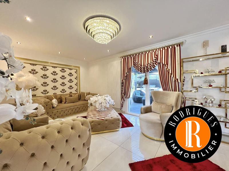 Maison - 123 m² - 5 pièces