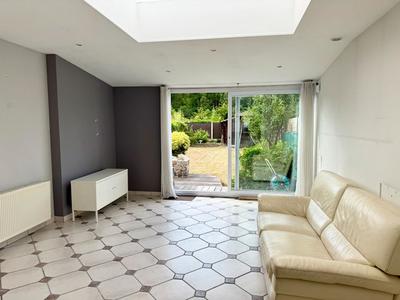 Maison - 105 m² - 4 pièces