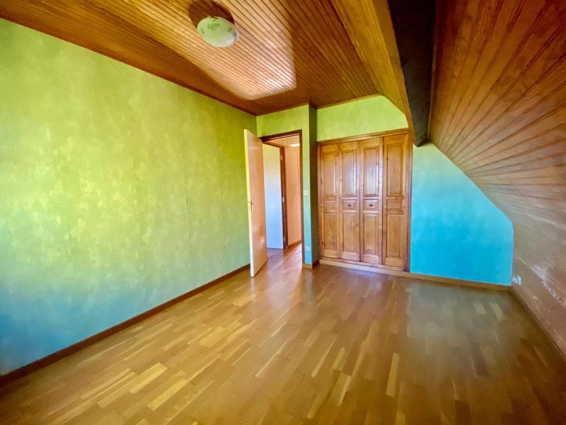 Maison - 98 m² - 4 pièces