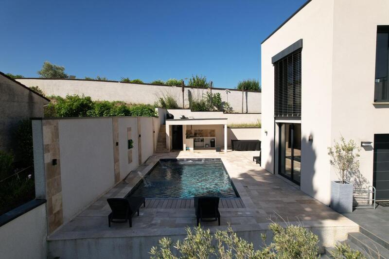 Villa - 178 m² - 6 pièces