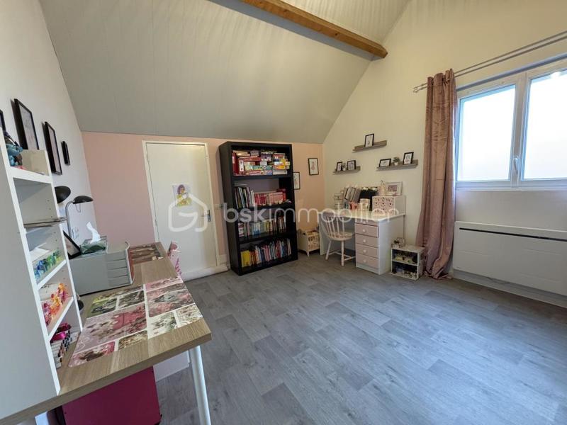 Maison traditionnelle - 169 m² - 7 pièces