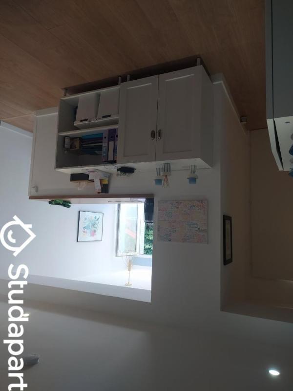 Chambre - 11 m² - 1 pièce