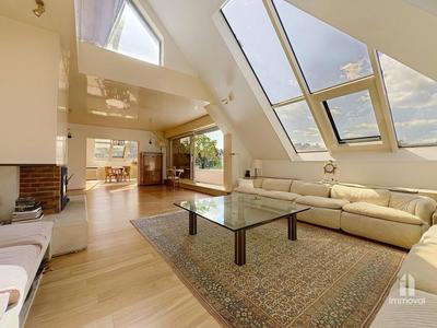 Duplex - 187 m² - 6 pièces