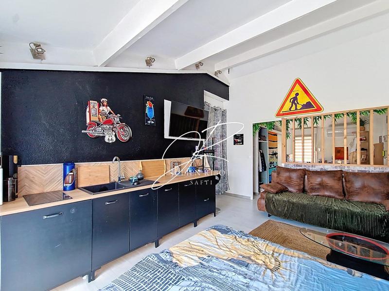 Maison - 138 m² - 6 pièces