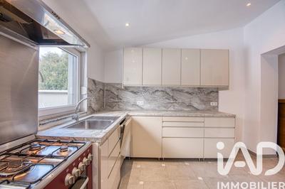 Maison - 111 m² - 4 pièces