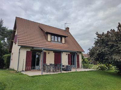 Maison - 107 m² - 6 pièces